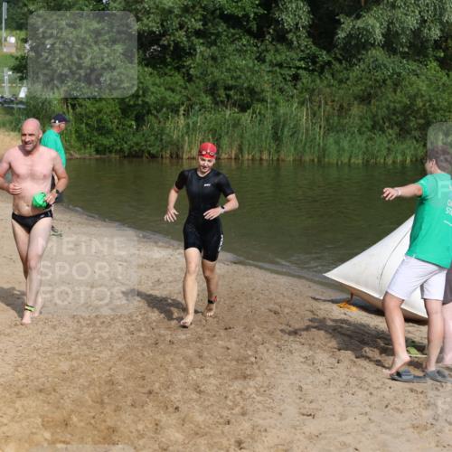 21.06.2026 - 29. Vierlanden-Triathlon Andreas Tolksdorf http://msf.ph/oto/9857034 21.06.2026 08:59:10 Schwimmen 168, 242 meine-sportfotos.de
