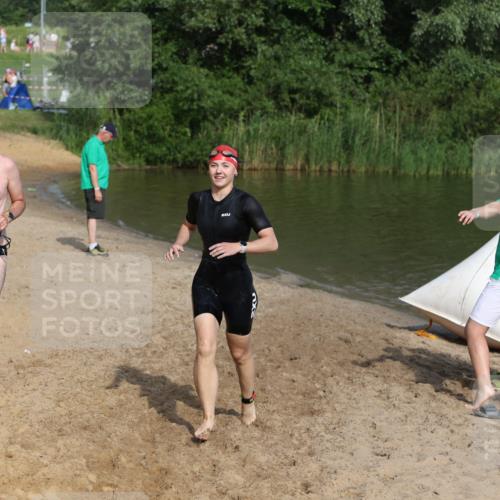 21.06.2026 - 29. Vierlanden-Triathlon Andreas Tolksdorf http://msf.ph/oto/9857085 21.06.2026 08:59:11 Schwimmen 168, 242 meine-sportfotos.de