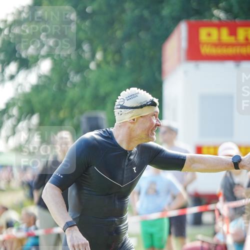 21.06.2026 - 29. Vierlanden-Triathlon LAZAROV Photography http://msf.ph/oto/9857086 21.06.2026 08:56:10 Schwimmen 138 meine-sportfotos.de