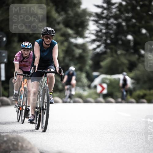 21.06.2026 - 29. Vierlanden-Triathlon H.Heesch http://msf.ph/oto/9857129 21.06.2026 10:29:17 Radfahren 35, 176, 326, 482, 533, 566 meine-sportfotos.de