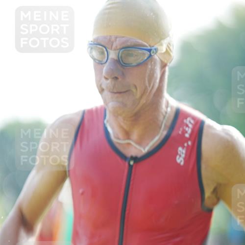 21.06.2026 - 29. Vierlanden-Triathlon LAZAROV Photography http://msf.ph/oto/9857138 21.06.2026 09:00:18 Schwimmen 178 meine-sportfotos.de