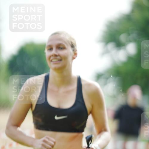 21.06.2026 - 29. Vierlanden-Triathlon LAZAROV Photography http://msf.ph/oto/9857201 21.06.2026 09:17:20 Schwimmen 249 meine-sportfotos.de