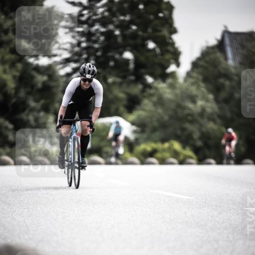 21.06.2026 - 29. Vierlanden-Triathlon H.Heesch http://msf.ph/oto/9857208 21.06.2026 10:29:22 Radfahren 35, 176, 326, 482, 519, 533, 566 meine-sportfotos.de
