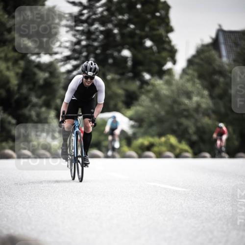 21.06.2026 - 29. Vierlanden-Triathlon H.Heesch http://msf.ph/oto/9857211 21.06.2026 10:29:22 Radfahren 35, 176, 326, 482, 519, 533, 566 meine-sportfotos.de