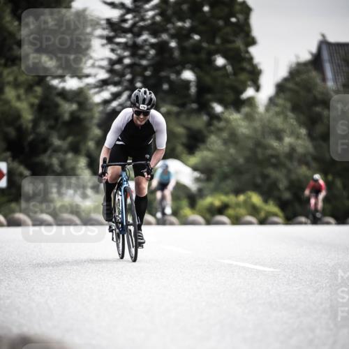 21.06.2026 - 29. Vierlanden-Triathlon H.Heesch http://msf.ph/oto/9857219 21.06.2026 10:29:22 Radfahren 35, 176, 326, 482, 519, 533, 566 meine-sportfotos.de