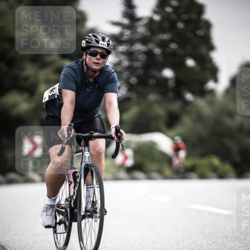 21.06.2026 - 29. Vierlanden-Triathlon H.Heesch http://msf.ph/oto/9857243 21.06.2026 10:29:23 Radfahren 35, 176, 326, 519, 533, 581 meine-sportfotos.de