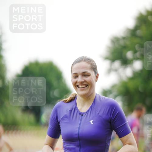 21.06.2026 - 29. Vierlanden-Triathlon LAZAROV Photography http://msf.ph/oto/9857288 21.06.2026 09:23:37 Schwimmen 270 meine-sportfotos.de