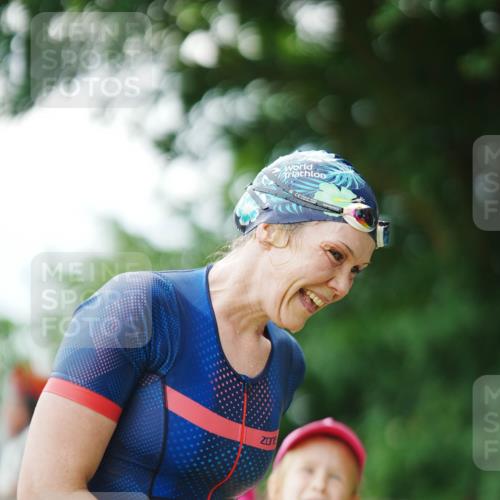21.06.2026 - 29. Vierlanden-Triathlon LAZAROV Photography http://msf.ph/oto/9857321 21.06.2026 09:36:27 Schwimmen 247 meine-sportfotos.de