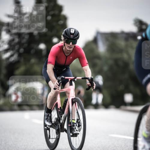 21.06.2026 - 29. Vierlanden-Triathlon H.Heesch http://msf.ph/oto/9857334 21.06.2026 10:29:30 Radfahren 15, 516, 519, 581 meine-sportfotos.de