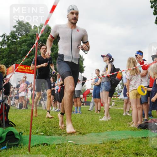 21.06.2026 - 29. Vierlanden-Triathlon LAZAROV Photography http://msf.ph/oto/9857365 21.06.2026 09:57:09 Schwimmen 312, 352, 363 meine-sportfotos.de