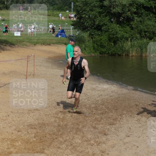 21.06.2026 - 29. Vierlanden-Triathlon Andreas Tolksdorf http://msf.ph/oto/9857399 21.06.2026 09:00:50 Schwimmen 74, 116, 140 meine-sportfotos.de
