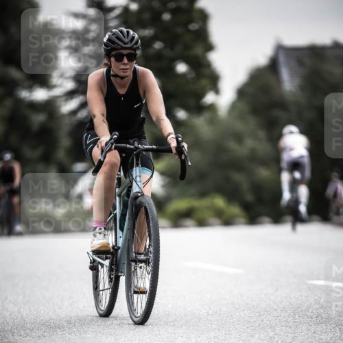 21.06.2026 - 29. Vierlanden-Triathlon H.Heesch http://msf.ph/oto/9857411 21.06.2026 10:29:34 Radfahren 15, 516, 524, 581, 605 meine-sportfotos.de