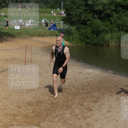21.06.2026 - 29. Vierlanden-Triathlon Andreas Tolksdorf http://msf.ph/oto/9857421 21.06.2026 09:00:50 Schwimmen 74, 116, 140 meine-sportfotos.de