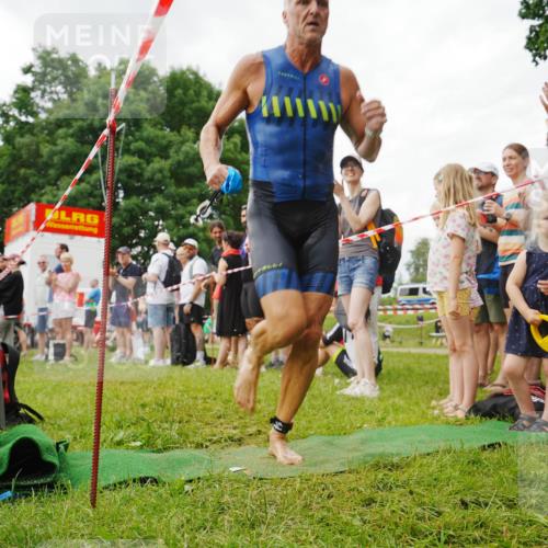 21.06.2026 - 29. Vierlanden-Triathlon LAZAROV Photography http://msf.ph/oto/9857427 21.06.2026 10:03:34 Schwimmen 437 meine-sportfotos.de