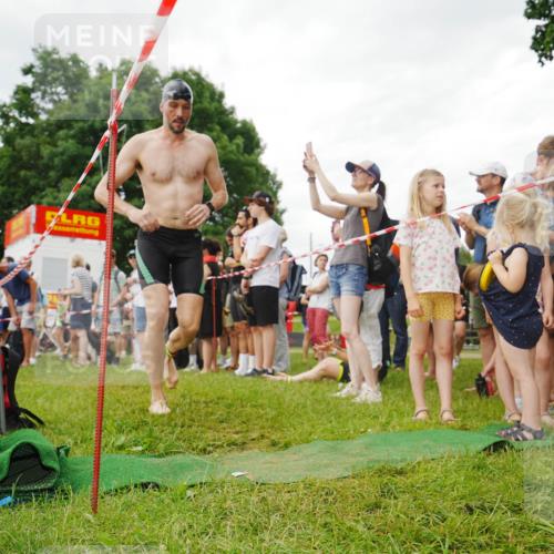 21.06.2026 - 29. Vierlanden-Triathlon LAZAROV Photography http://msf.ph/oto/9857484 21.06.2026 10:06:26 Schwimmen 438, 444, 458 meine-sportfotos.de