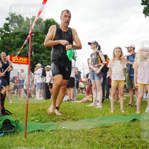 21.06.2026 - 29. Vierlanden-Triathlon LAZAROV Photography http://msf.ph/oto/9857503 21.06.2026 10:06:42 Schwimmen 397, 410, 417 meine-sportfotos.de
