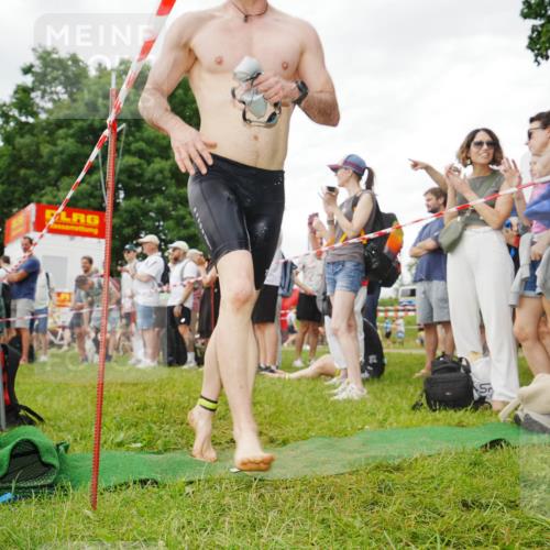 21.06.2026 - 29. Vierlanden-Triathlon LAZAROV Photography http://msf.ph/oto/9857530 21.06.2026 10:07:18 Schwimmen 425, 445, 474 meine-sportfotos.de