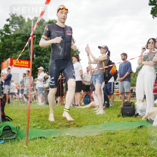 21.06.2026 - 29. Vierlanden-Triathlon LAZAROV Photography http://msf.ph/oto/9857558 21.06.2026 10:08:11 Schwimmen 393, 459, 471, 473, 478 meine-sportfotos.de