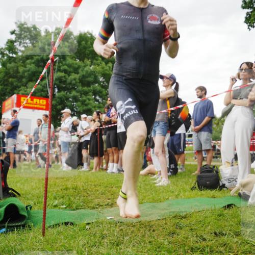 21.06.2026 - 29. Vierlanden-Triathlon LAZAROV Photography http://msf.ph/oto/9857560 21.06.2026 10:08:11 Schwimmen 393, 459, 471, 473, 478 meine-sportfotos.de