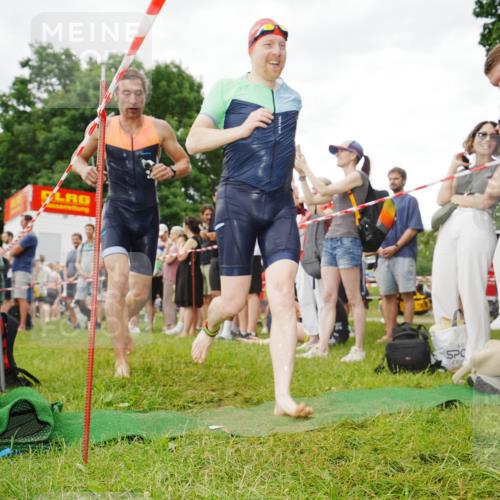 21.06.2026 - 29. Vierlanden-Triathlon LAZAROV Photography http://msf.ph/oto/9857565 21.06.2026 10:08:15 Schwimmen 393, 399, 452, 459, 473, 478 meine-sportfotos.de