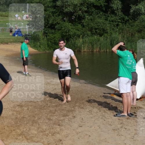 21.06.2026 - 29. Vierlanden-Triathlon Andreas Tolksdorf http://msf.ph/oto/9857577 21.06.2026 09:00:59 Schwimmen 74, 140 meine-sportfotos.de