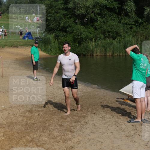 21.06.2026 - 29. Vierlanden-Triathlon Andreas Tolksdorf http://msf.ph/oto/9857599 21.06.2026 09:01:00 Schwimmen 74, 140 meine-sportfotos.de
