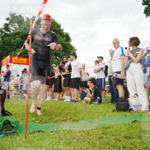 21.06.2026 - 29. Vierlanden-Triathlon LAZAROV Photography http://msf.ph/oto/9857627 21.06.2026 10:08:59 Schwimmen 455 meine-sportfotos.de