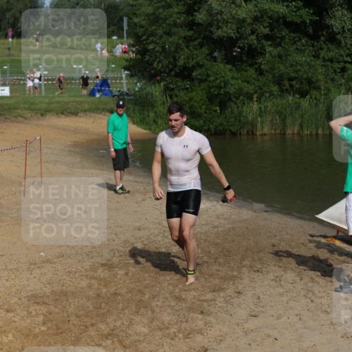 21.06.2026 - 29. Vierlanden-Triathlon Andreas Tolksdorf http://msf.ph/oto/9857650 21.06.2026 09:01:00 Schwimmen 74, 140 meine-sportfotos.de