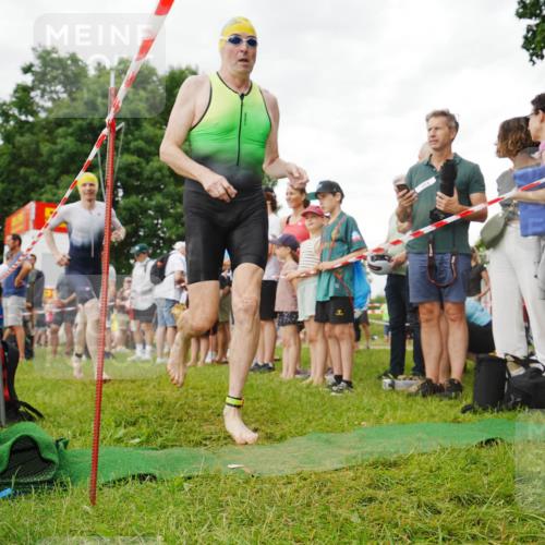 21.06.2026 - 29. Vierlanden-Triathlon LAZAROV Photography http://msf.ph/oto/9857692 21.06.2026 10:12:42 Schwimmen 401, 423 meine-sportfotos.de
