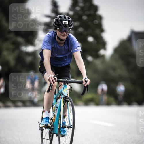 21.06.2026 - 29. Vierlanden-Triathlon H.Heesch http://msf.ph/oto/9857725 21.06.2026 10:29:50 Radfahren 22, 113, 518, 548, 571 meine-sportfotos.de