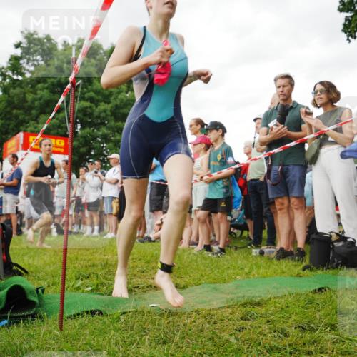 21.06.2026 - 29. Vierlanden-Triathlon LAZAROV Photography http://msf.ph/oto/9857741 21.06.2026 10:15:04 Schwimmen 509, 545 meine-sportfotos.de