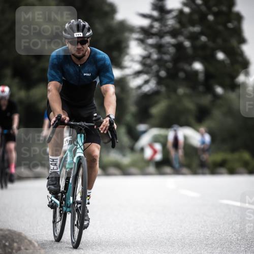 21.06.2026 - 29. Vierlanden-Triathlon H.Heesch http://msf.ph/oto/9857743 21.06.2026 10:29:52 Radfahren 22, 113, 492, 502, 518, 548, 571 meine-sportfotos.de