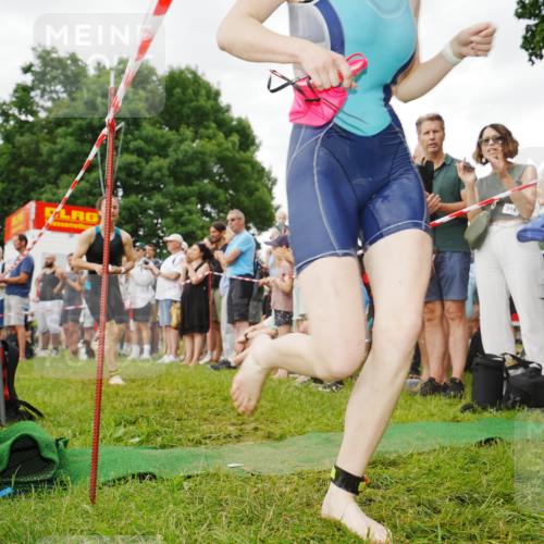 21.06.2026 - 29. Vierlanden-Triathlon LAZAROV Photography http://msf.ph/oto/9857744 21.06.2026 10:15:04 Schwimmen 509, 545 meine-sportfotos.de