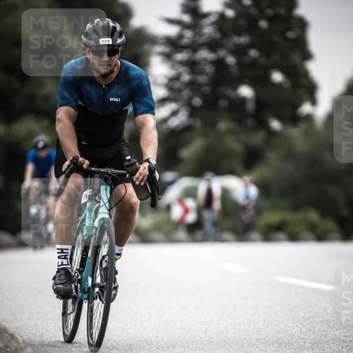 21.06.2026 - 29. Vierlanden-Triathlon H.Heesch http://msf.ph/oto/9857749 21.06.2026 10:29:52 Radfahren 22, 113, 492, 502, 518, 548, 571 meine-sportfotos.de