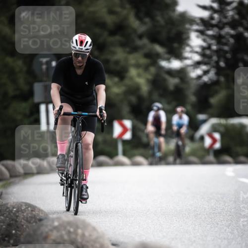 21.06.2026 - 29. Vierlanden-Triathlon H.Heesch http://msf.ph/oto/9857771 21.06.2026 10:29:54 Radfahren 22, 56, 113, 492, 502, 548, 571 meine-sportfotos.de