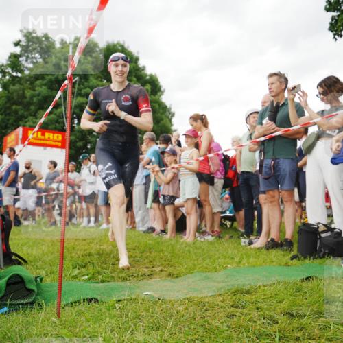 21.06.2026 - 29. Vierlanden-Triathlon LAZAROV Photography http://msf.ph/oto/9857797 21.06.2026 10:16:08 Schwimmen 562, 587 meine-sportfotos.de