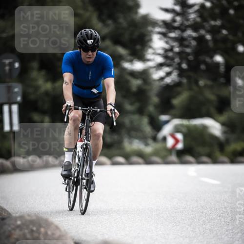 21.06.2026 - 29. Vierlanden-Triathlon H.Heesch http://msf.ph/oto/9857809 21.06.2026 10:29:55 Radfahren 2, 22, 56, 72, 113, 492, 502, 548 meine-sportfotos.de