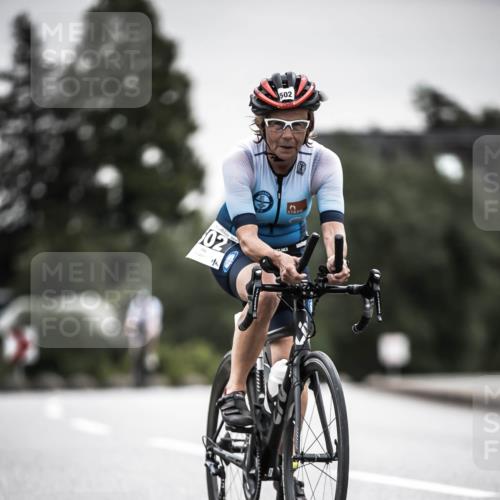 21.06.2026 - 29. Vierlanden-Triathlon H.Heesch http://msf.ph/oto/9857898 21.06.2026 10:29:59 Radfahren 2, 22, 56, 72, 304, 492, 502, 572 meine-sportfotos.de