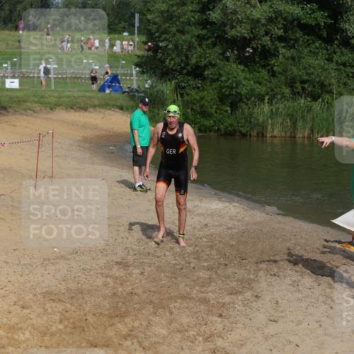 21.06.2026 - 29. Vierlanden-Triathlon Andreas Tolksdorf http://msf.ph/oto/9857902 21.06.2026 09:01:59 Schwimmen 20, 217 meine-sportfotos.de