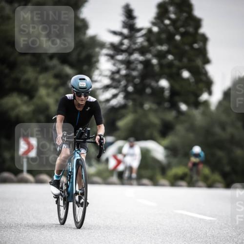 21.06.2026 - 29. Vierlanden-Triathlon H.Heesch http://msf.ph/oto/9857964 21.06.2026 10:30:06 Radfahren 2, 72, 274, 284, 300, 304, 497, 572 meine-sportfotos.de
