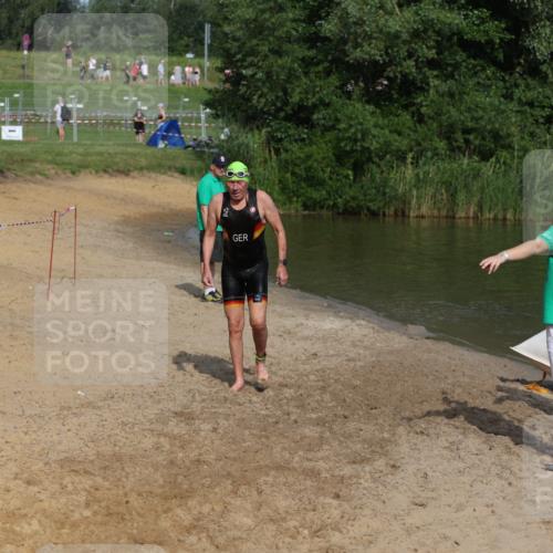 21.06.2026 - 29. Vierlanden-Triathlon Andreas Tolksdorf http://msf.ph/oto/9857970 21.06.2026 09:01:59 Schwimmen 20, 217 meine-sportfotos.de