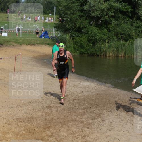 21.06.2026 - 29. Vierlanden-Triathlon Andreas Tolksdorf http://msf.ph/oto/9858000 21.06.2026 09:02:00 Schwimmen 217 meine-sportfotos.de
