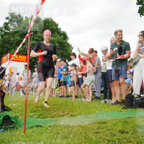 21.06.2026 - 29. Vierlanden-Triathlon LAZAROV Photography http://msf.ph/oto/9858024 21.06.2026 10:18:21 Schwimmen 494 meine-sportfotos.de