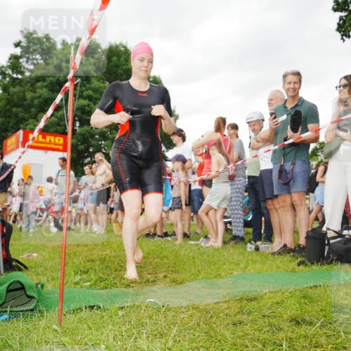 21.06.2026 - 29. Vierlanden-Triathlon LAZAROV Photography http://msf.ph/oto/9858028 21.06.2026 10:18:22 Schwimmen 494, 592 meine-sportfotos.de