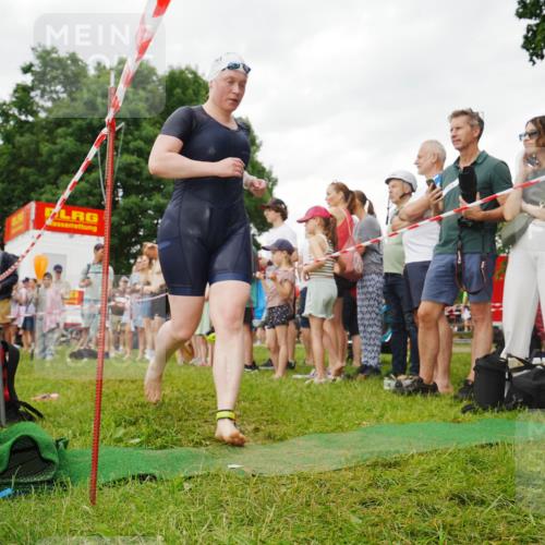 21.06.2026 - 29. Vierlanden-Triathlon LAZAROV Photography http://msf.ph/oto/9858035 21.06.2026 10:18:26 Schwimmen 494, 592, 618 meine-sportfotos.de