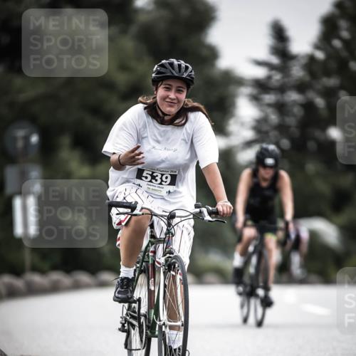 21.06.2026 - 29. Vierlanden-Triathlon H.Heesch http://msf.ph/oto/9858093 21.06.2026 10:30:15 Radfahren 284, 300, 522, 539, 546, 568, 570 meine-sportfotos.de