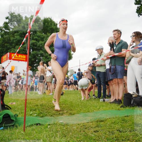 21.06.2026 - 29. Vierlanden-Triathlon LAZAROV Photography http://msf.ph/oto/9858125 21.06.2026 10:19:11 Schwimmen 355, 497, 512, 561, 570, 595, 615 meine-sportfotos.de