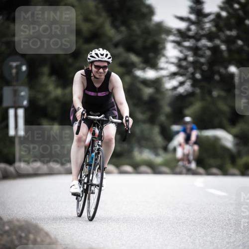 21.06.2026 - 29. Vierlanden-Triathlon H.Heesch http://msf.ph/oto/9858165 21.06.2026 10:30:23 Radfahren 355, 522, 527, 570 meine-sportfotos.de