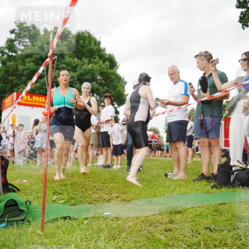 21.06.2026 - 29. Vierlanden-Triathlon LAZAROV Photography http://msf.ph/oto/9858198 21.06.2026 10:19:47 Schwimmen 498, 505, 523, 534, 566, 579, 580, 581, 594, 1357 meine-sportfotos.de