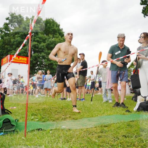21.06.2026 - 29. Vierlanden-Triathlon LAZAROV Photography http://msf.ph/oto/9858230 21.06.2026 10:20:23 Schwimmen 366, 572 meine-sportfotos.de